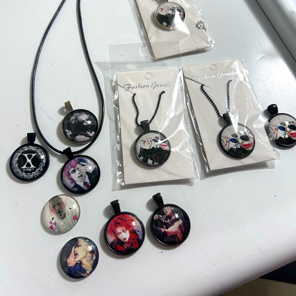 3/20$ Dir En Grey Kyo Necklaces
